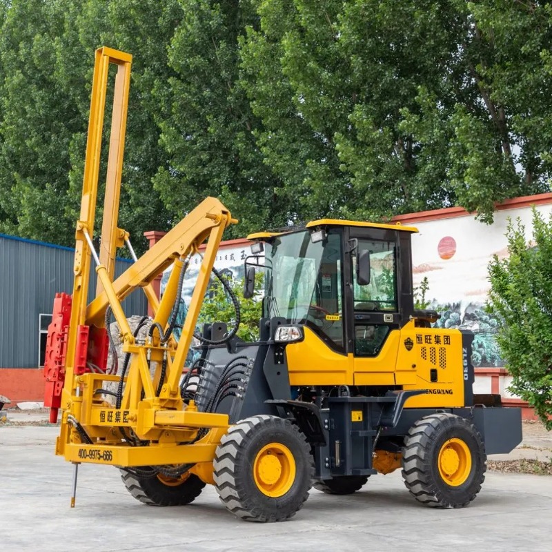 Heavy Equipment In Construction - Pileur hydraulique robuste pour poteaux à