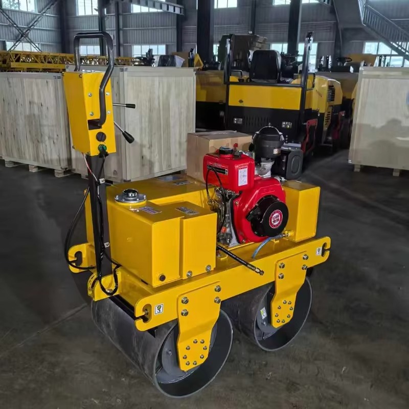 Compacteur vibrant routier rob - Heavy Equipment In Construction avis et prix