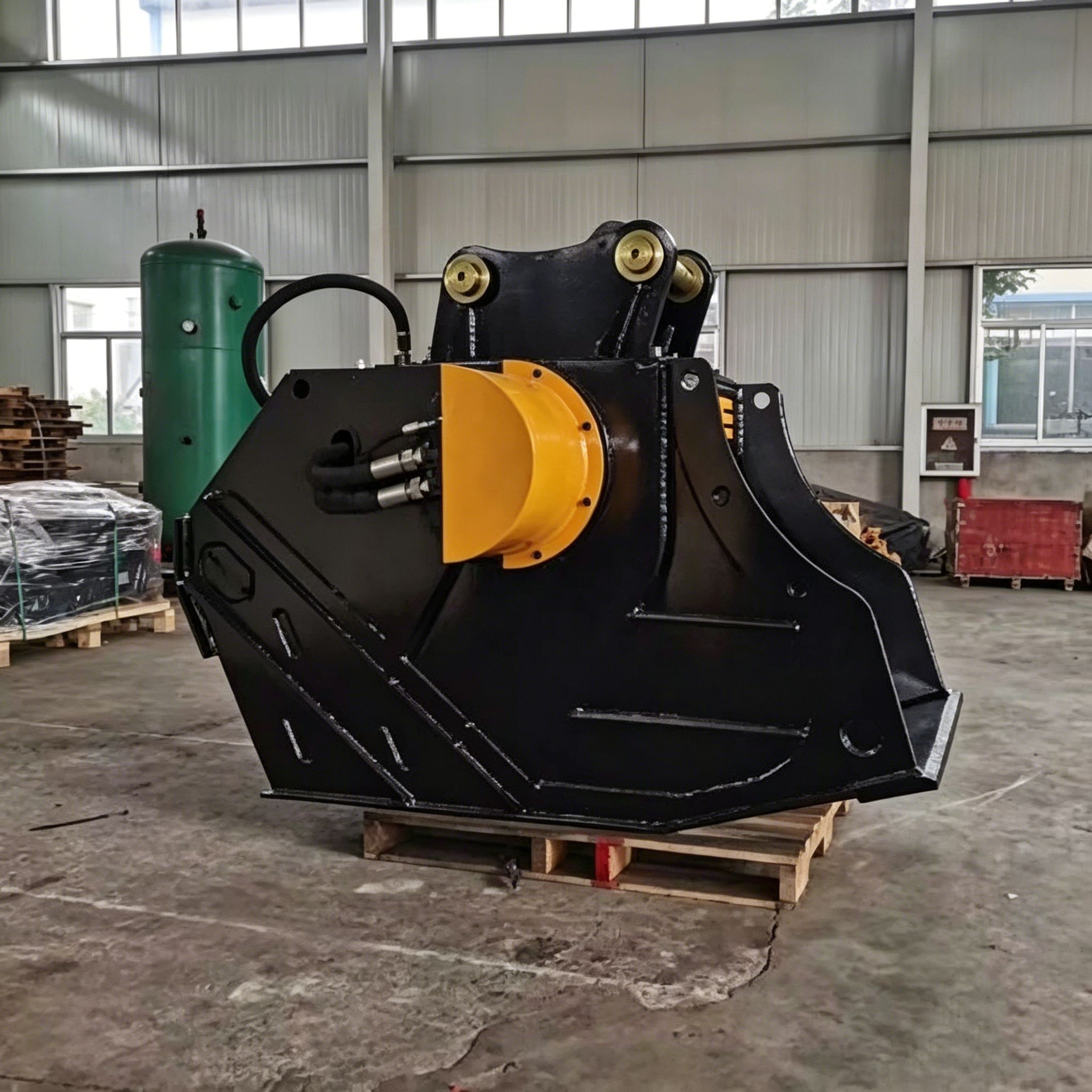 Godet de concassage hydrauliqu - Heavy Equipment With Bucket avis et prix